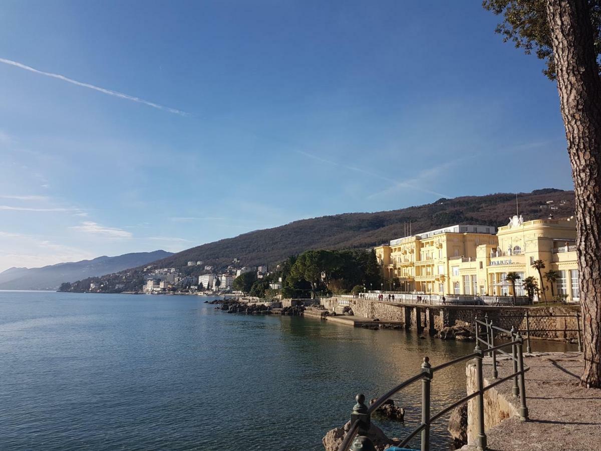 New Cosy Apartments With Private Parking Opatija Exteriér fotografie